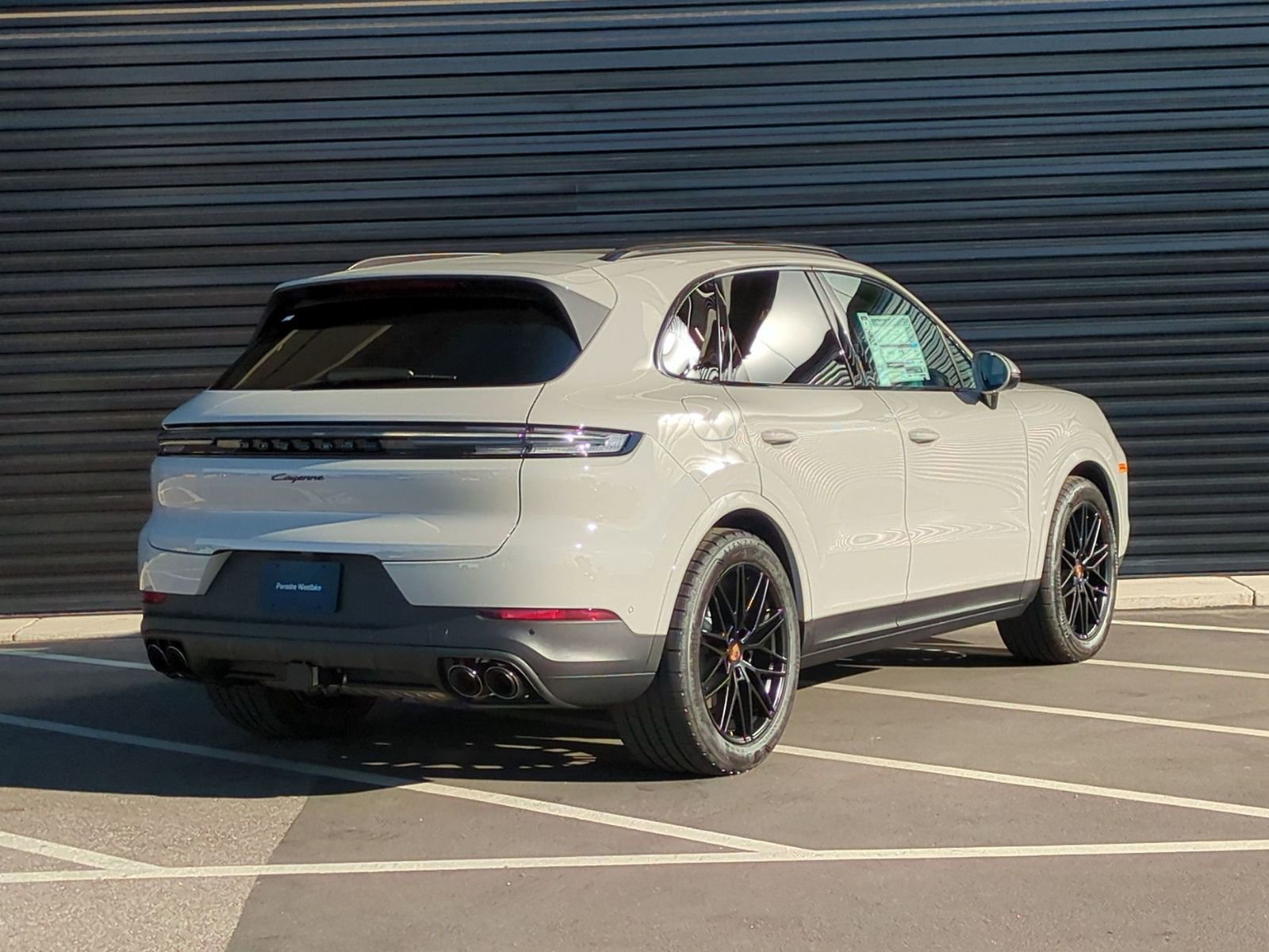 Used 2026 Porsche Cayenne image 9