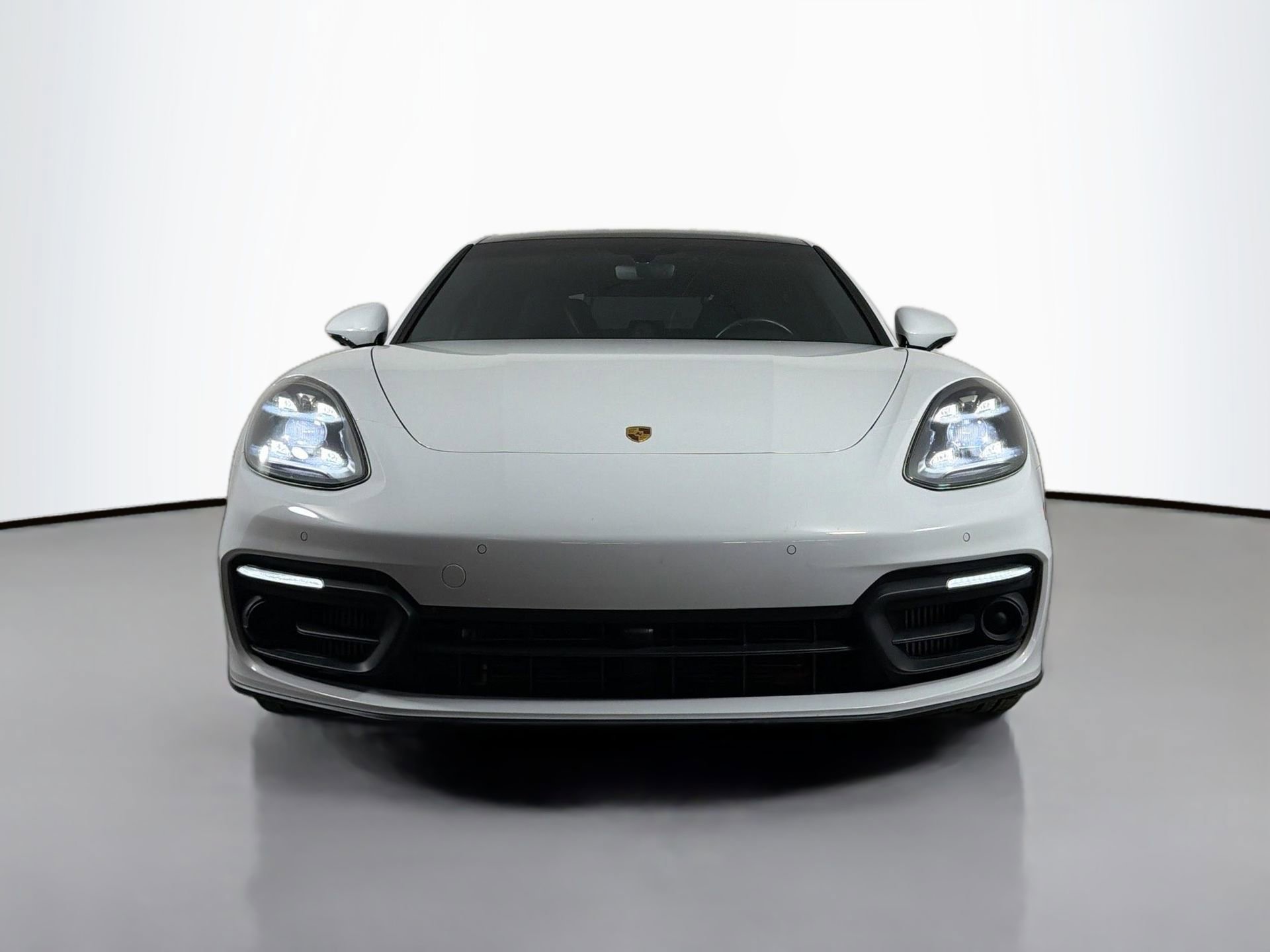 Certified 2023 Porsche Panamera Platinum Edition w/ Sport Chrono Package image 10