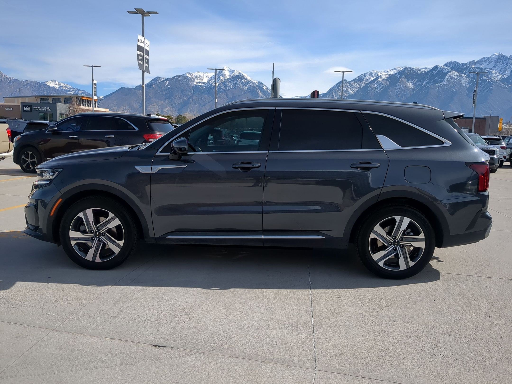 Certified 2024 Kia Sorento SX Prestige image 2