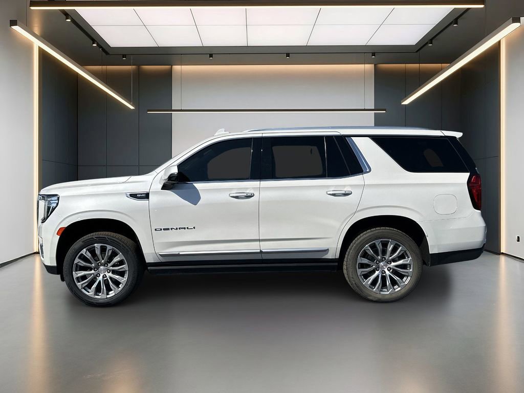 Used 2021 GMC Yukon Denali w/ Denali Premium Package image 2