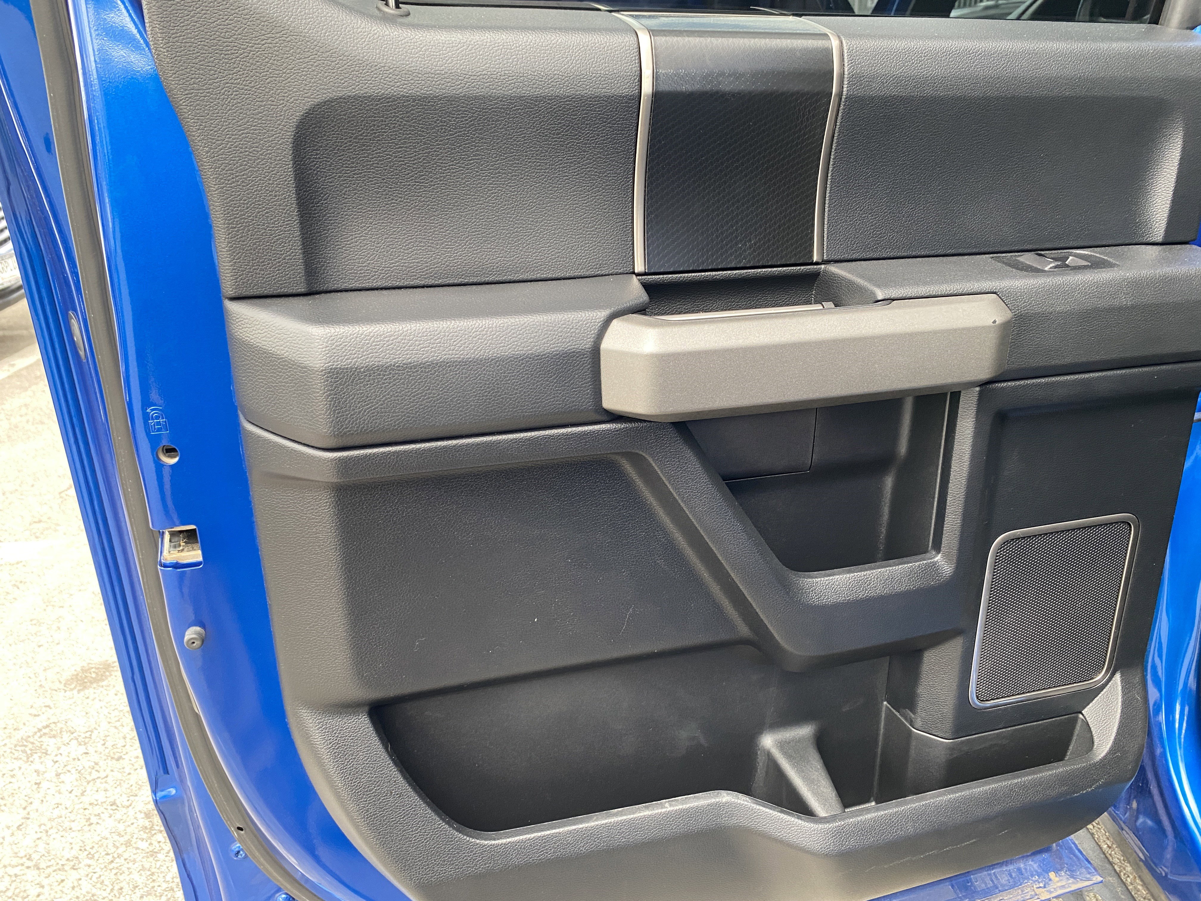 Used 2017 Ford F150 Raptor w/ Equipment Group 802A Luxury image 14