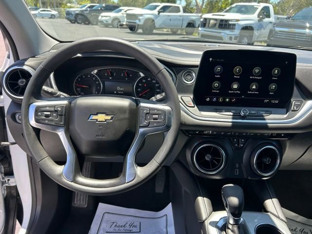 Used 2025 Chevrolet Blazer LT w/ Driver Confidence Package AWD/4WD image 17