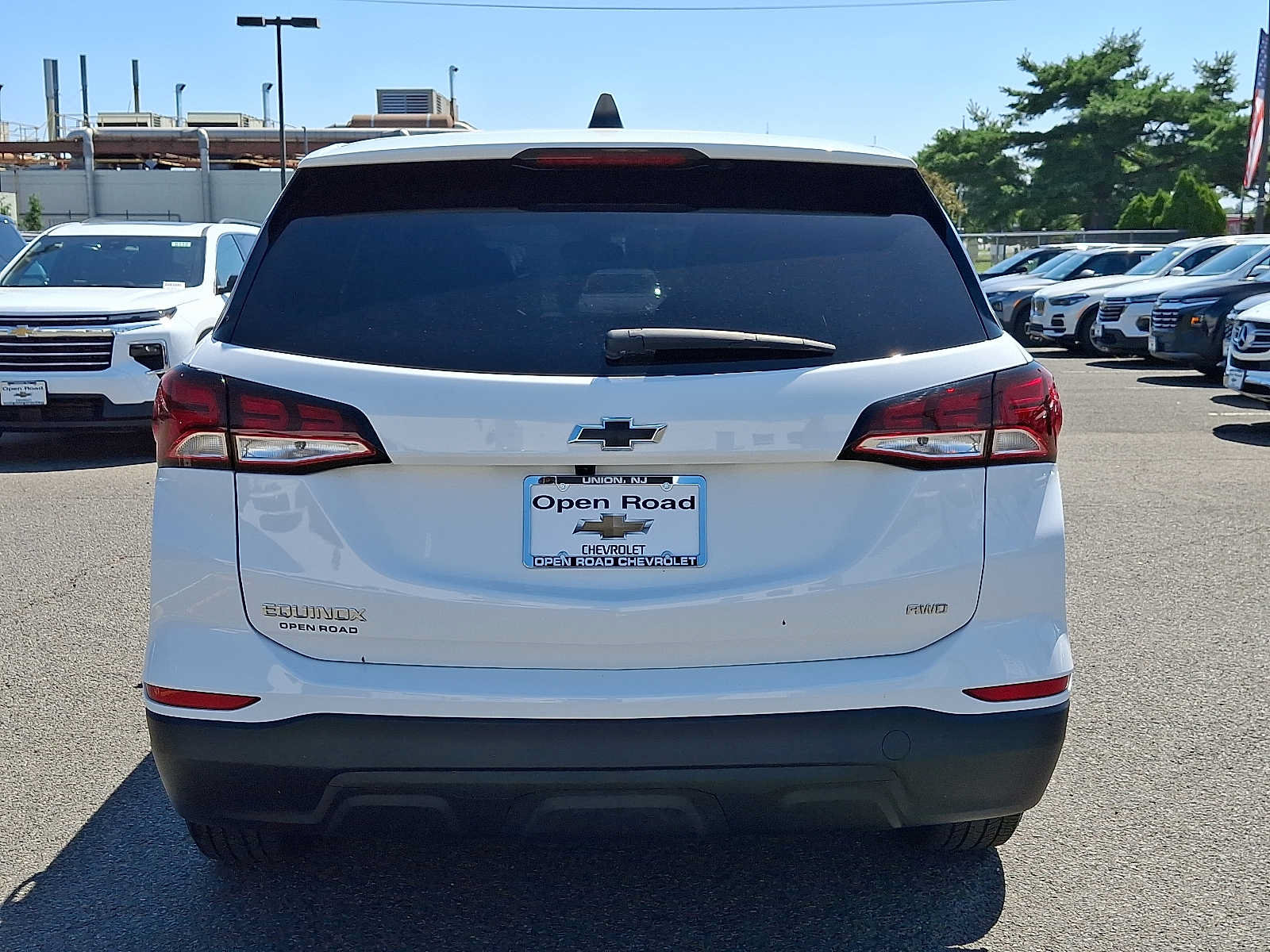 Used 2023 Chevrolet Equinox LS AWD/4WD image 6