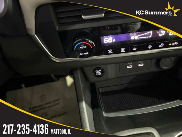 Certified 2025 Nissan Rogue SV image 19