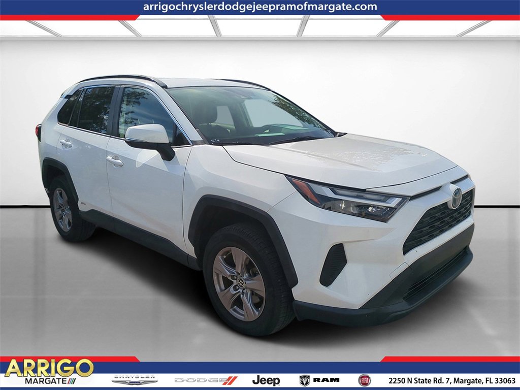 Used 2022 Toyota RAV4 XLE