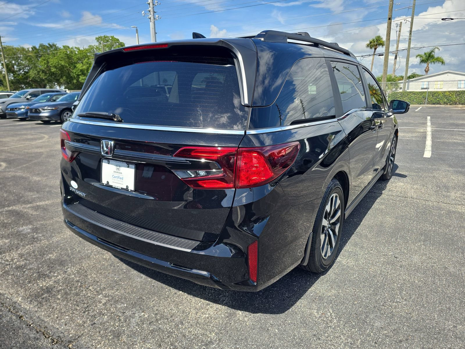 Certified 2026 Honda Odyssey EX-L image 4