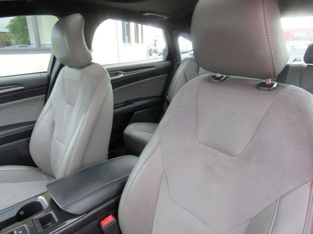 Used 2017 Ford Fusion Sport w/ Equipment Group 401A AWD/4WD image 18