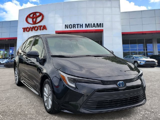 Used 2025 Toyota Corolla LE w/ LE Premium Package