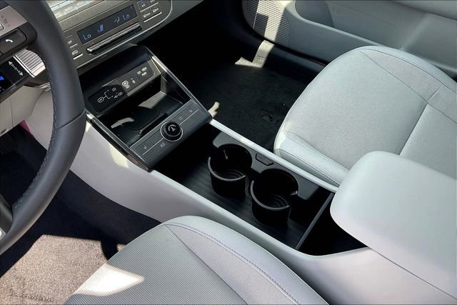 New 2025 Hyundai Kona SEL image 8