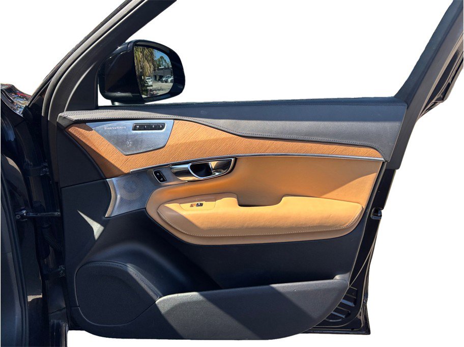 Used 2016 Volvo XC90 T6 Inscription w/ Vision Package image 48