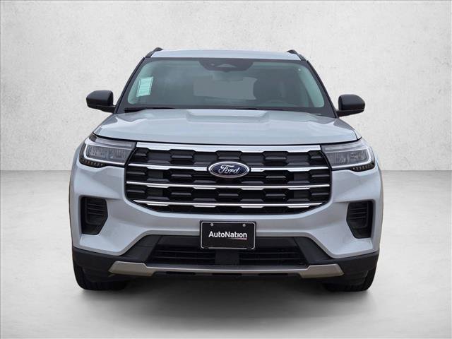 New 2026 Ford Explorer Active RWD image 6