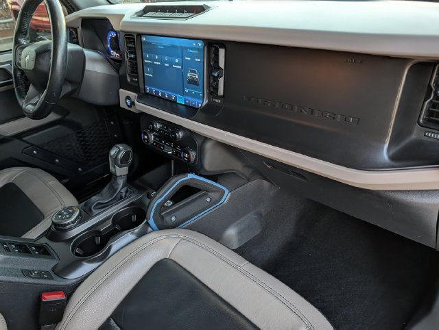 Used 2023 Ford Bronco Wildtrak AWD/4WD image 37