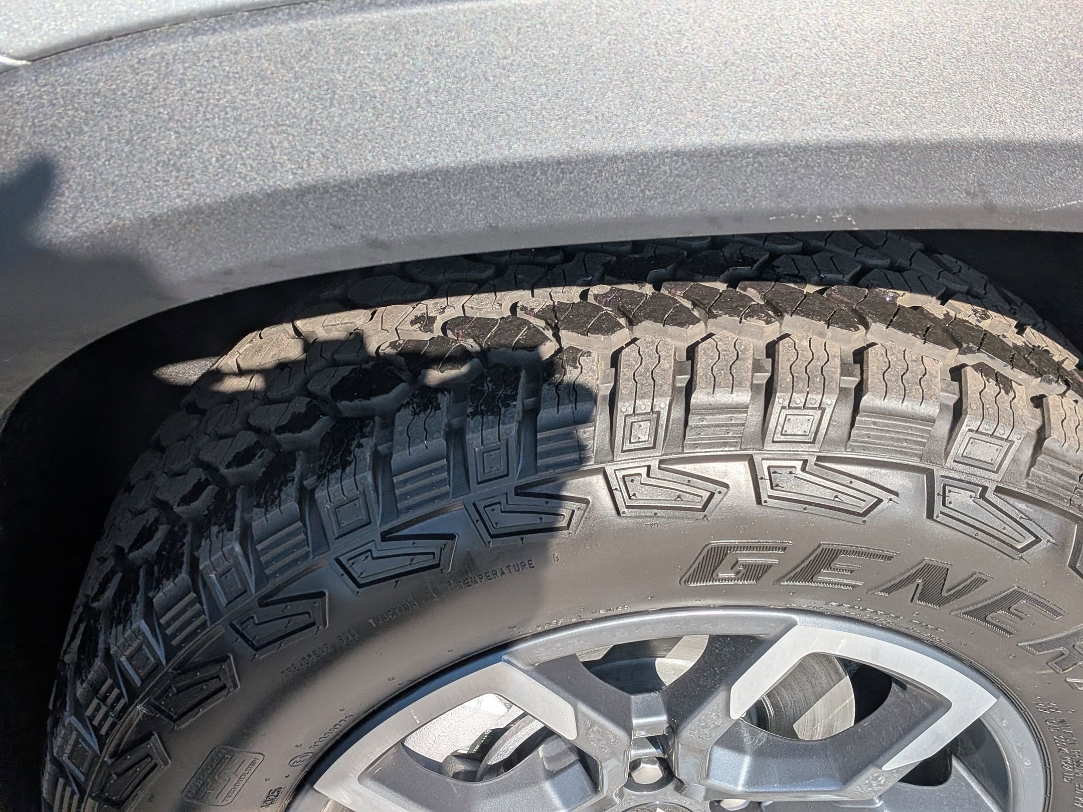 New 2026 Chevrolet Equinox ACTIV w/ Convenience Package III image 12