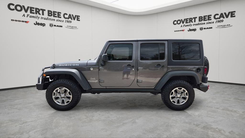 Used 2016 Jeep Wrangler Unlimited Rubicon w/ Connectivity Group image 5