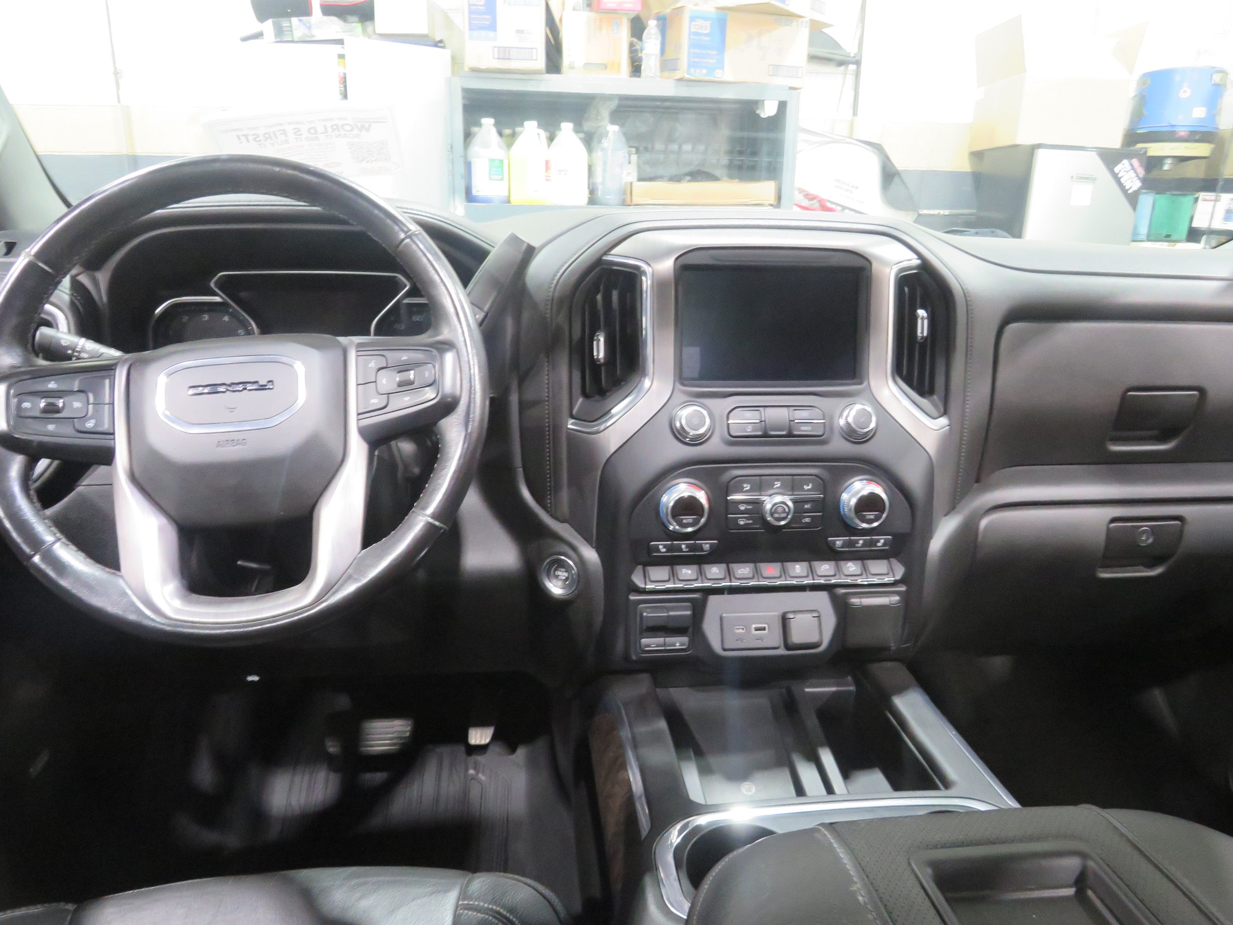 Used 2019 GMC Sierra 1500 Denali AWD/4WD image 10