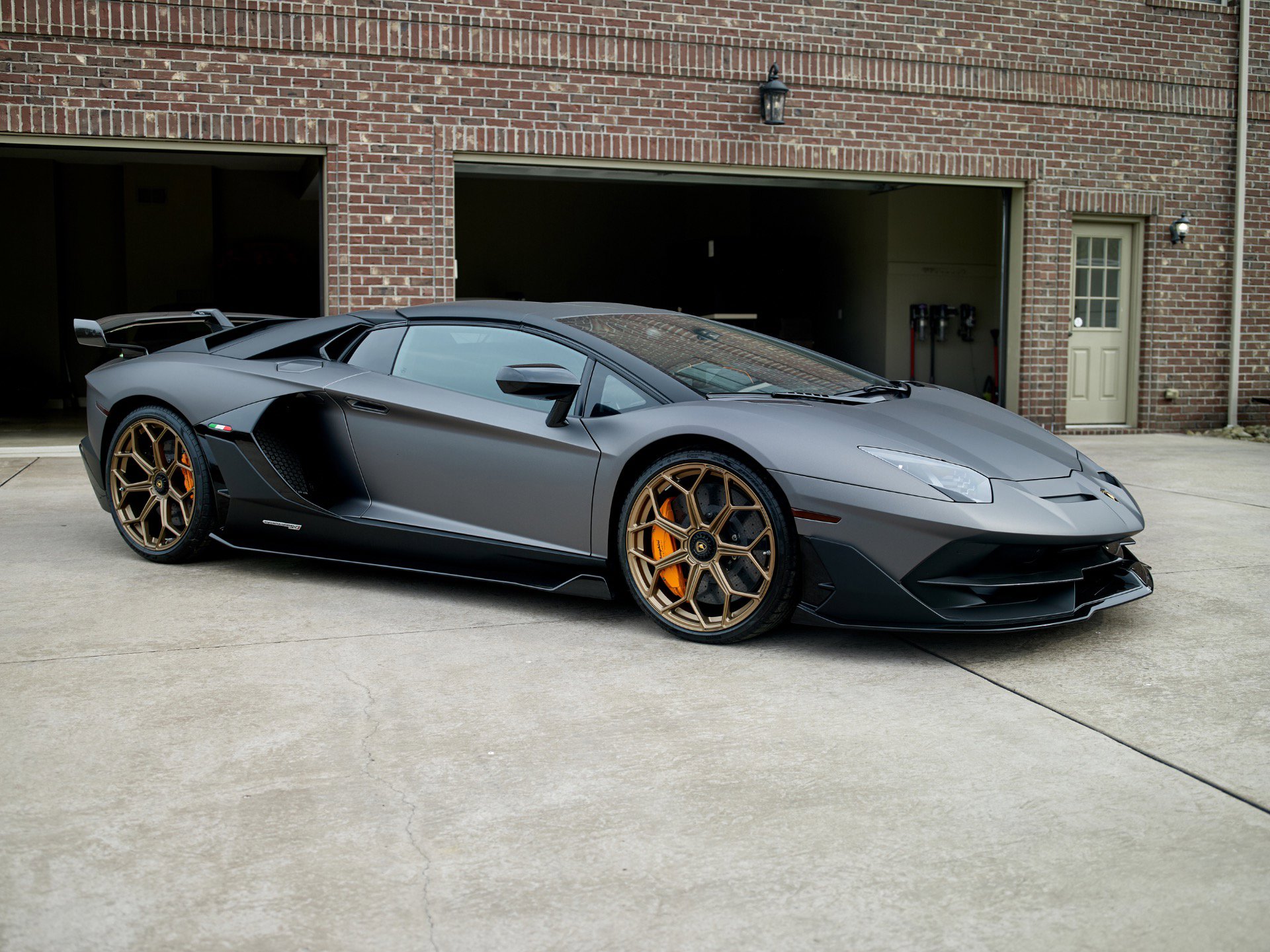 Used 2021 Lamborghini Aventador SVJ image 15