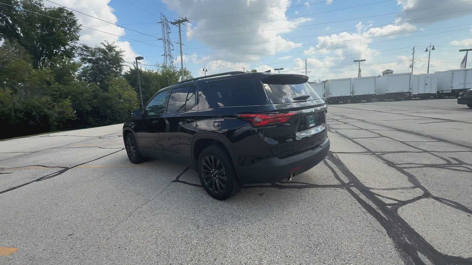 Used 2023 Chevrolet Traverse RS AWD/4WD image 6