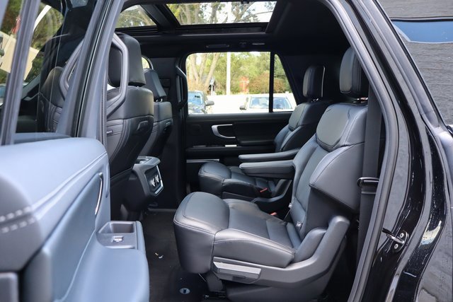 New 2025 Ford Expedition Max Platinum w/ Stealth Performance Package image 12