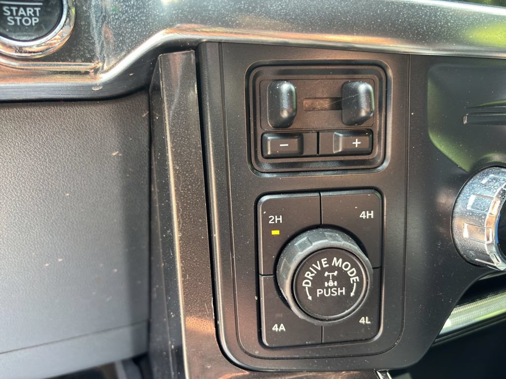 Used 2021 Ford F150 Lariat w/ Equipment Group 502A High AWD/4WD image 17