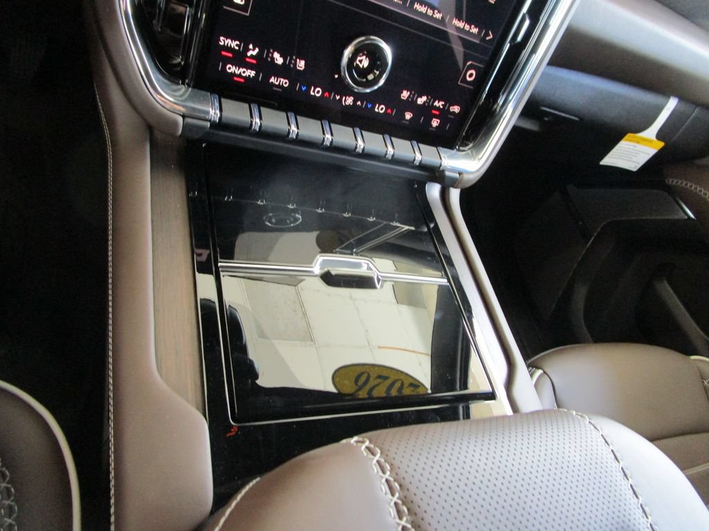 New 2026 GMC Yukon XL Denali Ultimate w/ LPO, Floor Liner Package AWD/4WD image 47