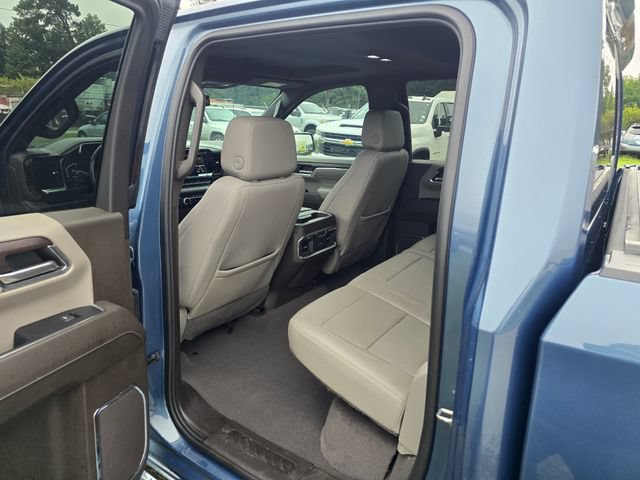 Used 2024 GMC Sierra 1500 SLT w/ SLT Premium Plus Package AWD/4WD image 29