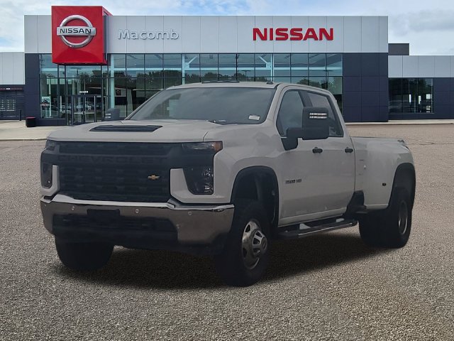 Used 2020 Chevrolet Silverado 3500 W/T w/ WT Convenience Package AWD/4WD image 3