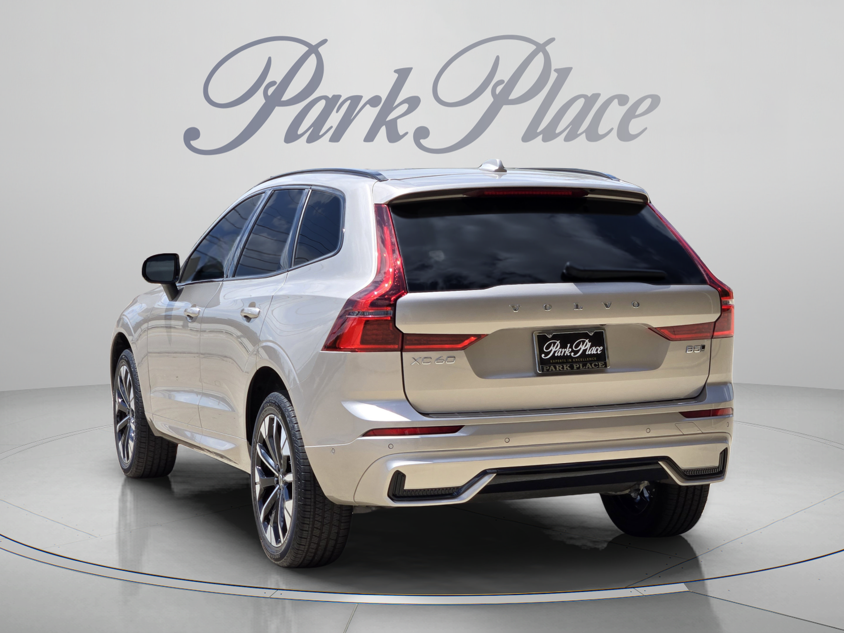 New 2026 Volvo XC60 B5 Plus w/ Protection Package Premier AWD/4WD image 3