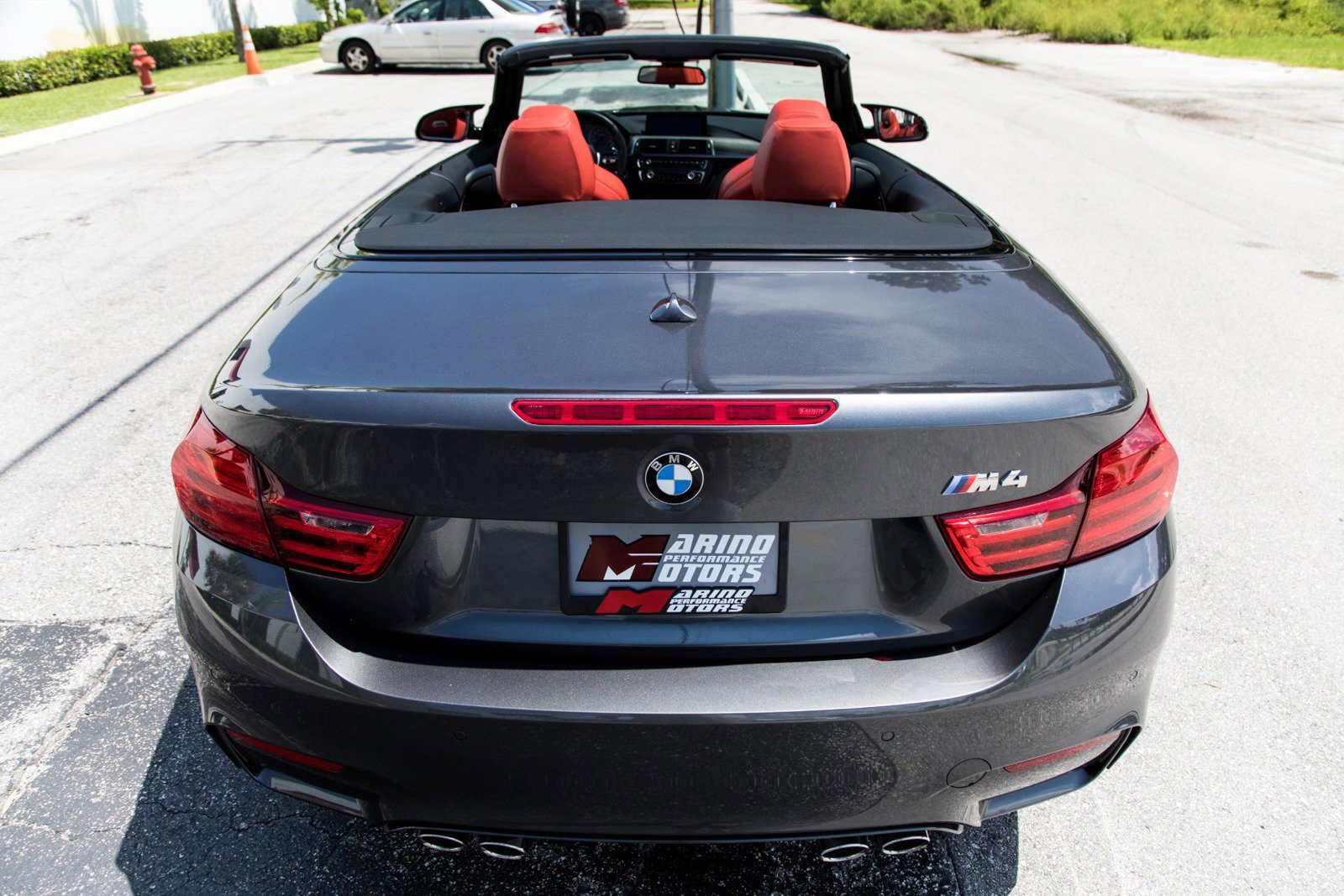 Used 2016 BMW M4 Convertible image 24