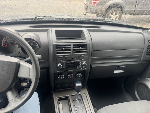 Used 2011 Dodge Nitro Heat image 14