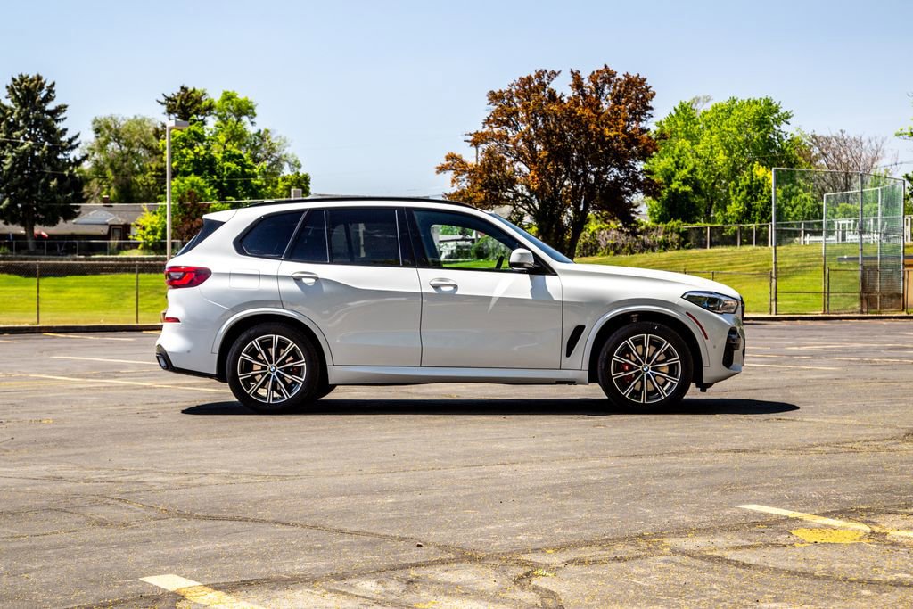 Used 2023 BMW X5 xDrive40i w/ Executive Package AWD/4WD image 6