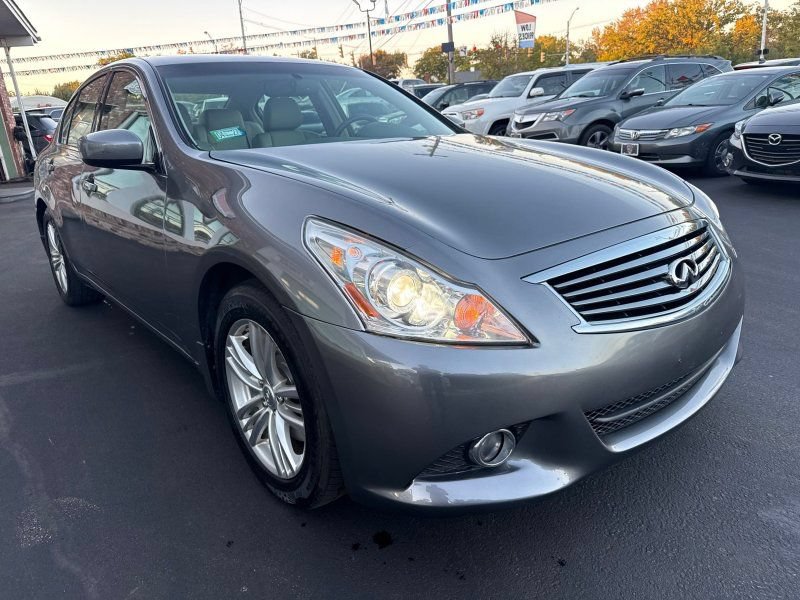 Used 2013 INFINITI G37 x Sedan w/ Premium Pkg AWD/4WD image 3