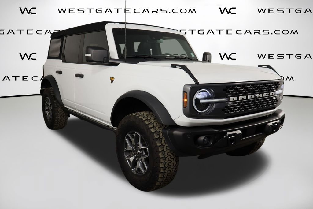 Used 2023 Ford Bronco Badlands image 40