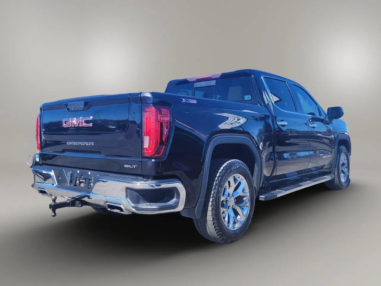 Used 2020 GMC Sierra 1500 SLT w/ SLT Premium Package image 6