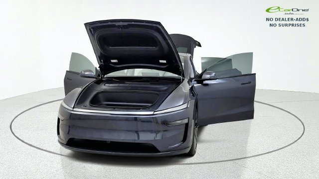 Used 2026 Tesla Model Y AWD image 12