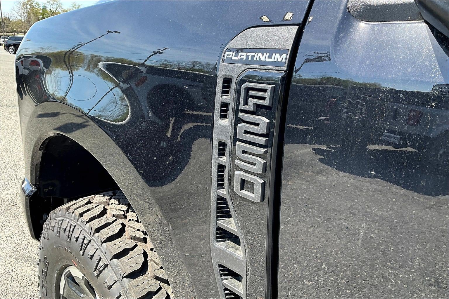 New 2026 Ford F250 Platinum w/ Tremor Off-Road Package AWD/4WD image 12