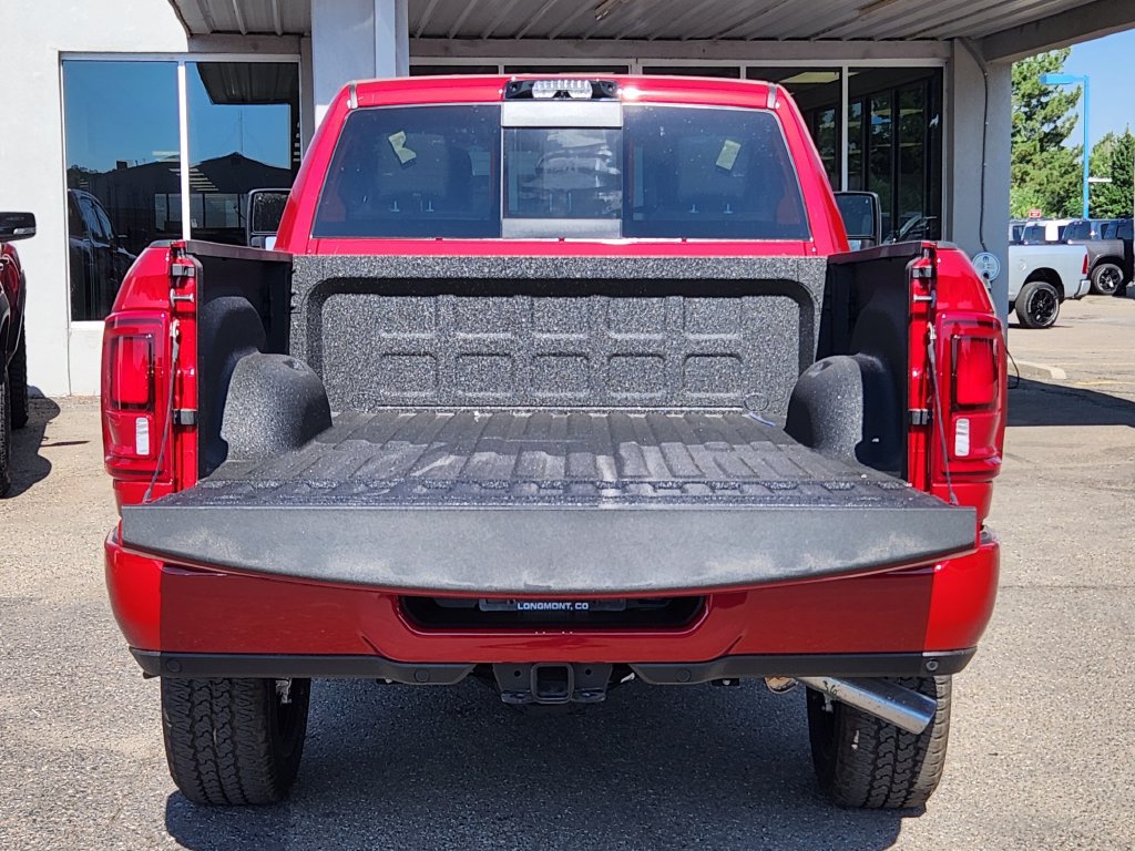 New 2026 RAM 2500 Laramie AWD/4WD image 11