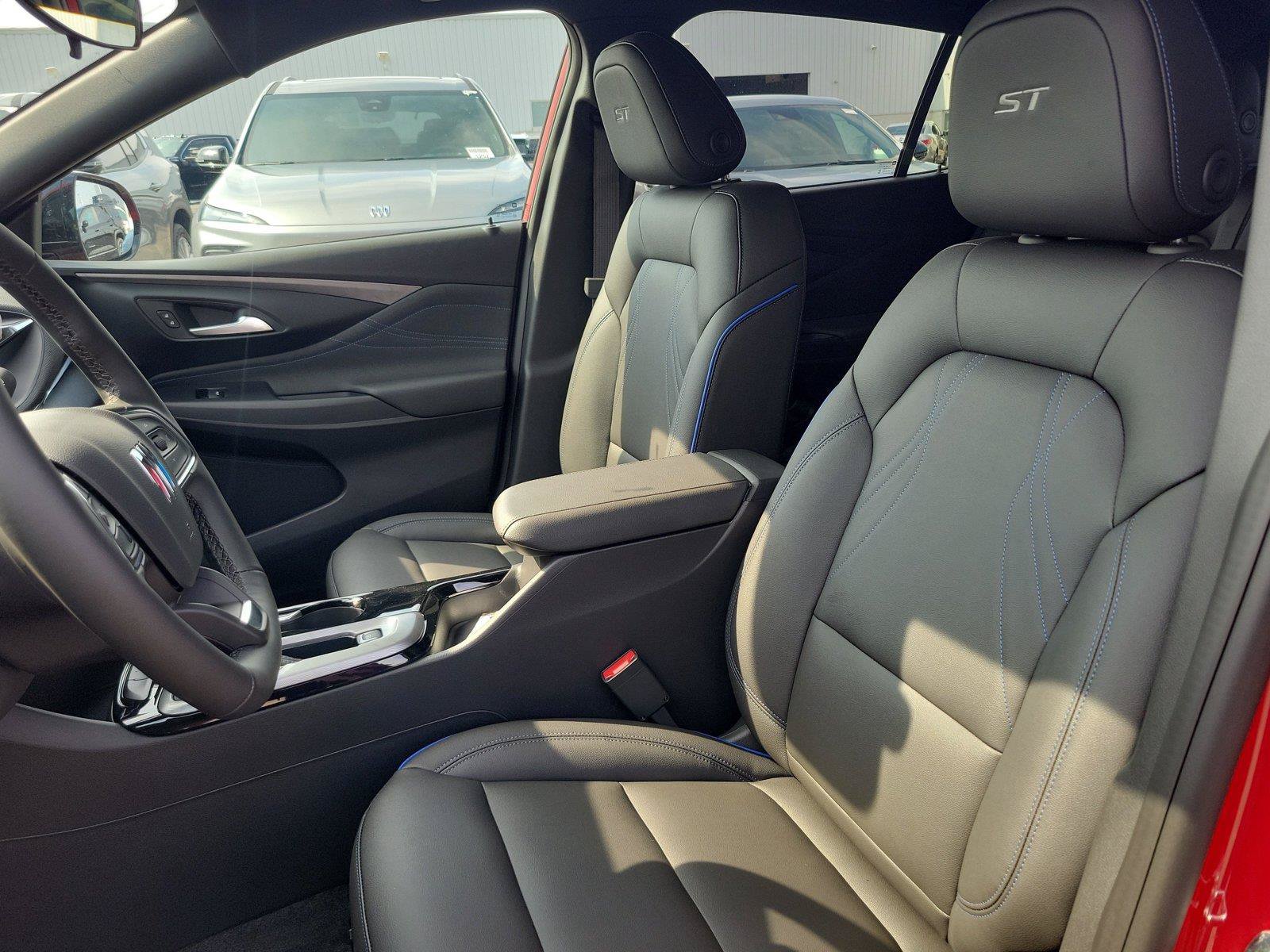 New 2026 Buick Envista Sport Touring w/ Convenience I Package FWD image 17