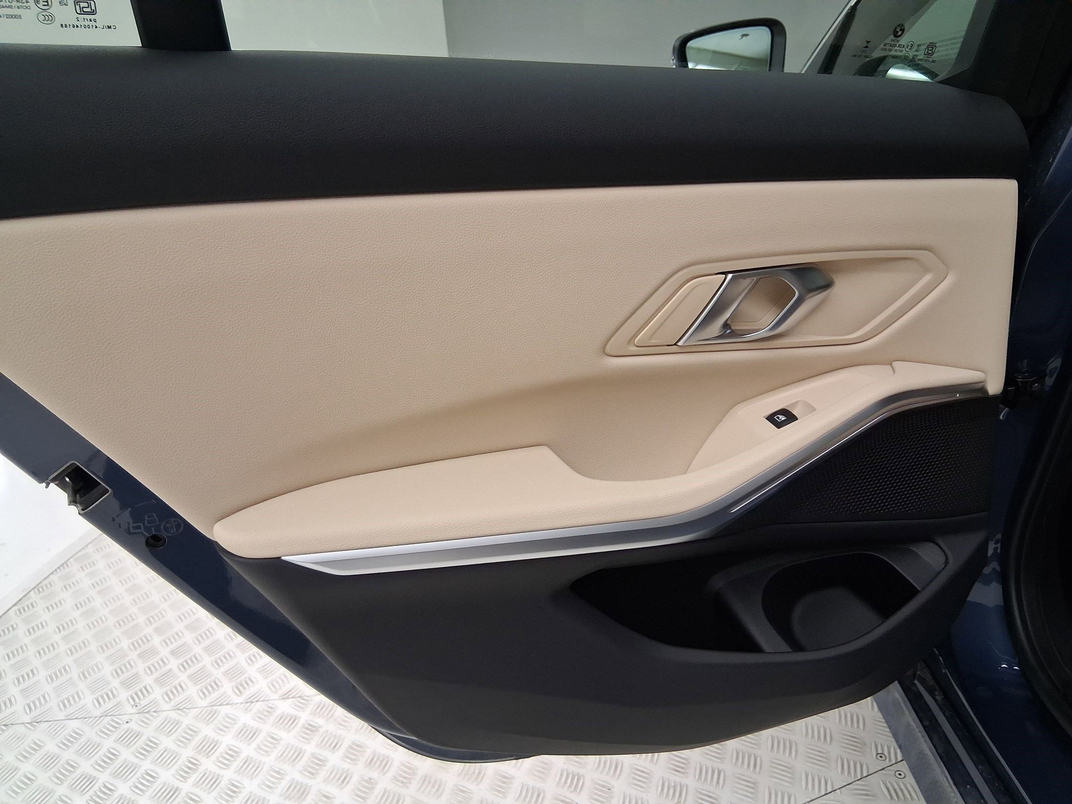 New 2026 BMW 330i Sedan w/ Premium Package RWD image 28