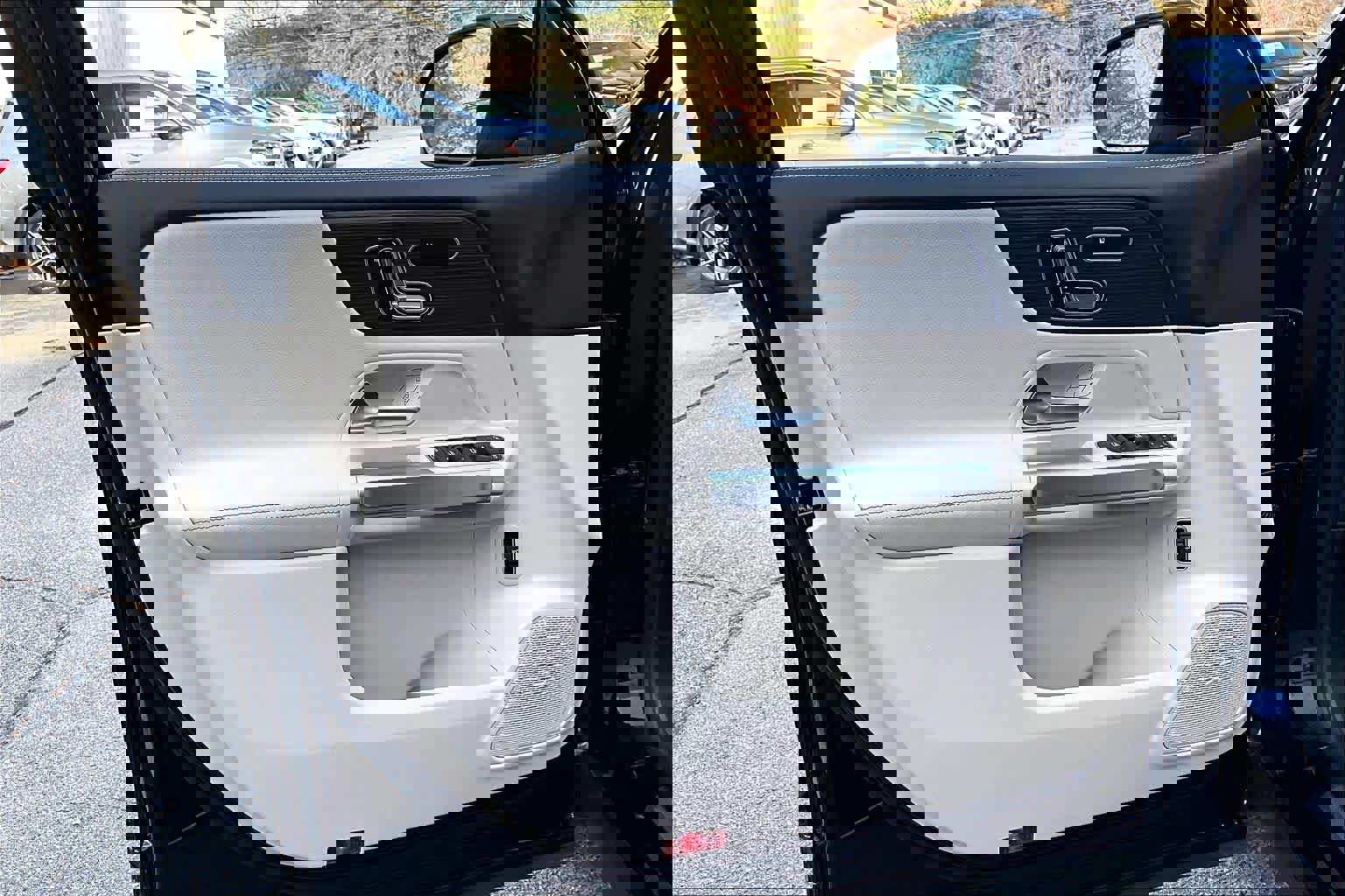 New 2026 Mercedes-Benz GLB 250 4MATIC image 12