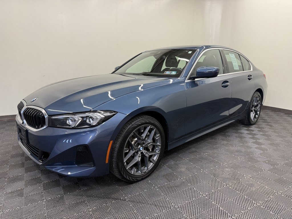 Used 2025 BMW 330i xDrive Sedan w/ Convenience Package AWD/4WD image 1