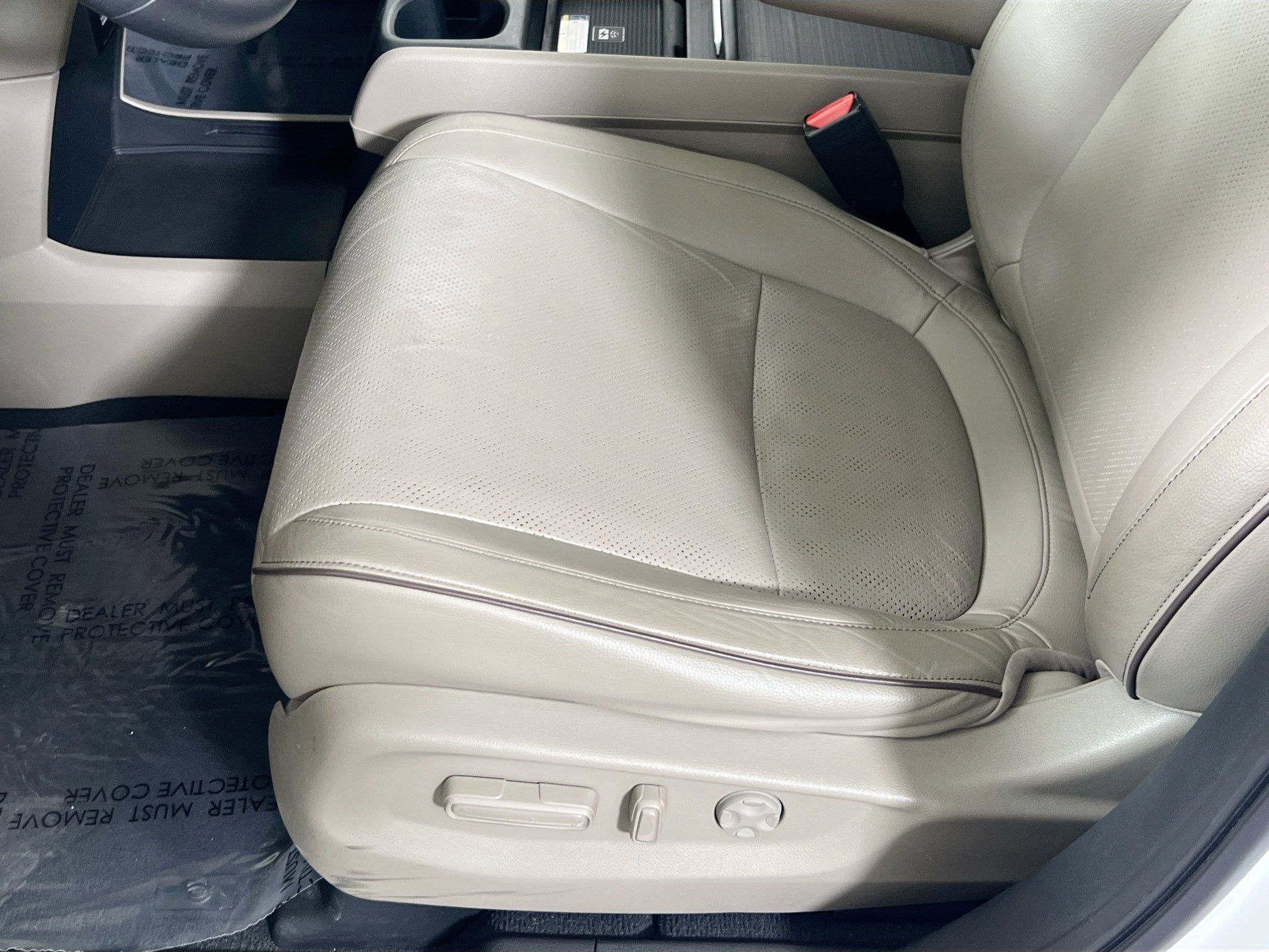 Used 2023 Honda Odyssey Elite image 19