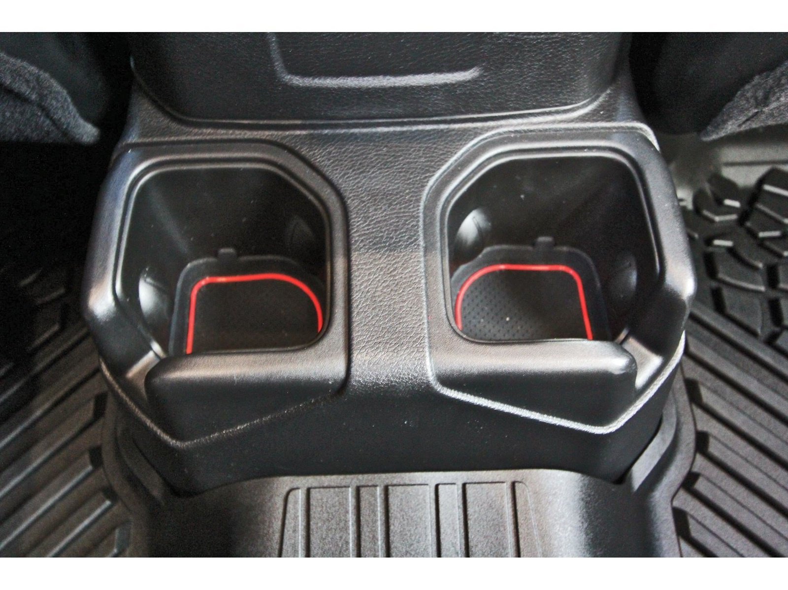 Used 2025 Jeep Gladiator Sport AWD/4WD image 14