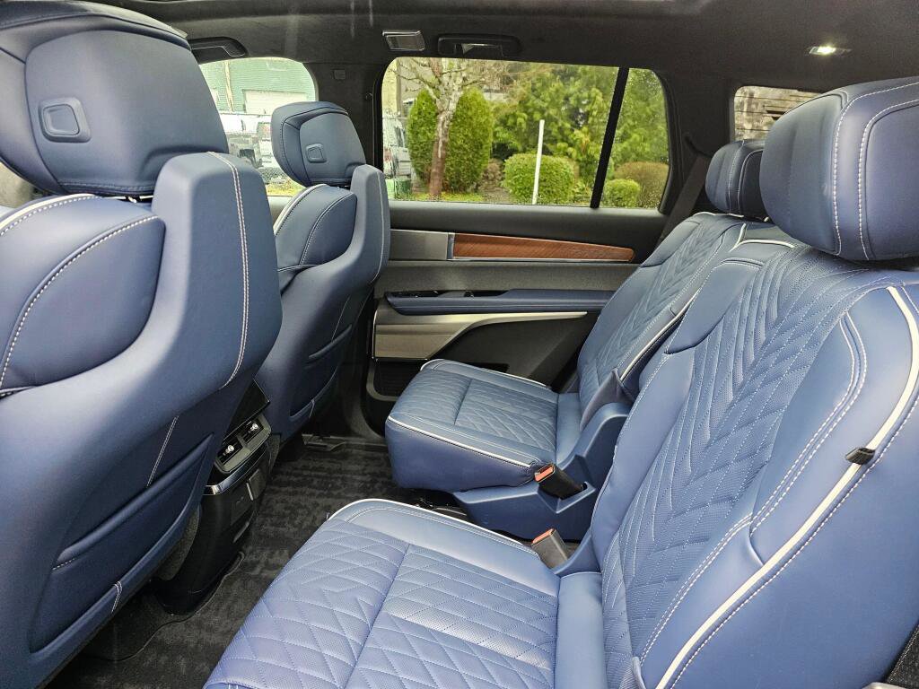 New 2026 Cadillac Vistiq Premium Luxury image 27