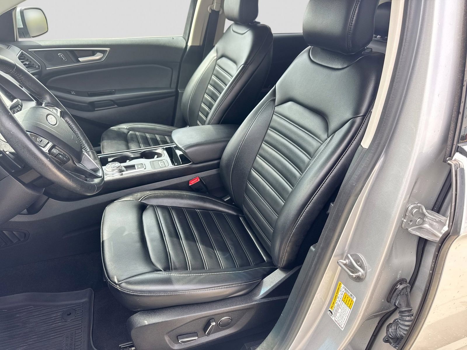 Used 2019 Ford Edge SEL AWD/4WD image 19