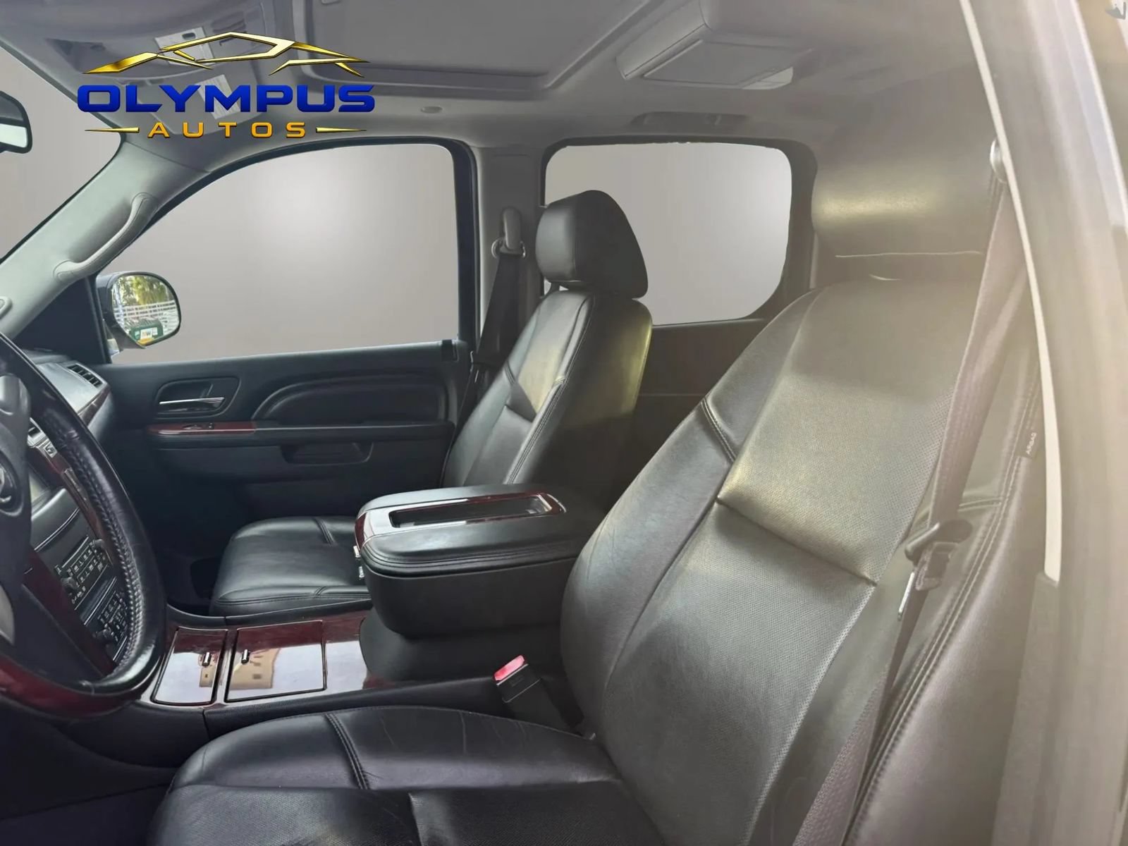 Used 2013 Cadillac Escalade ESV Premium AWD/4WD image 11