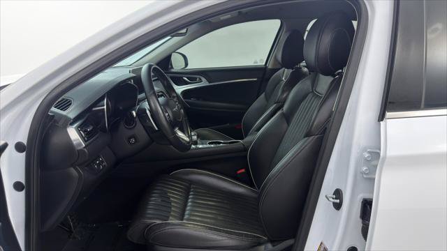 Used 2019 Genesis G70 3.3T Advanced RWD image 12