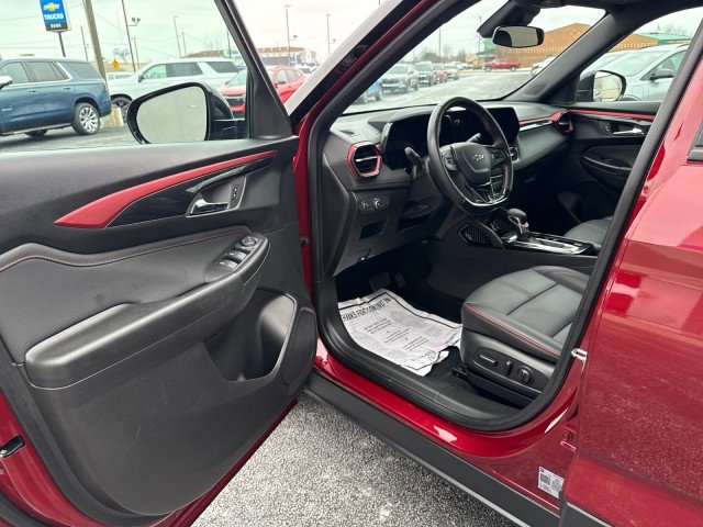 Used 2024 Chevrolet TrailBlazer RS image 13