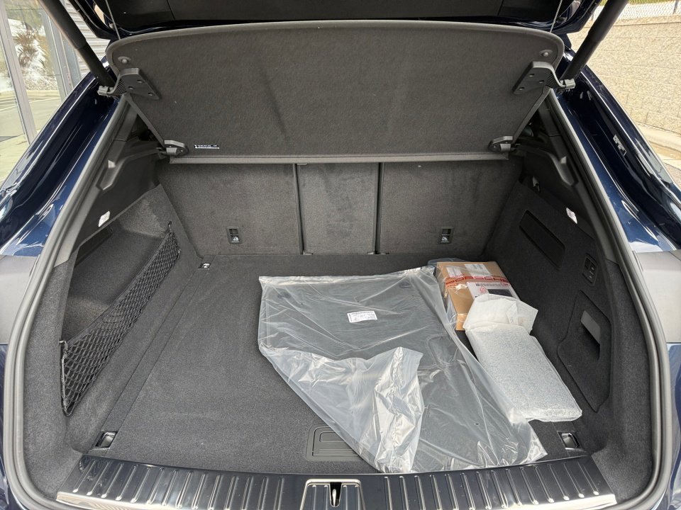 New 2026 Porsche Cayenne GTS image 17