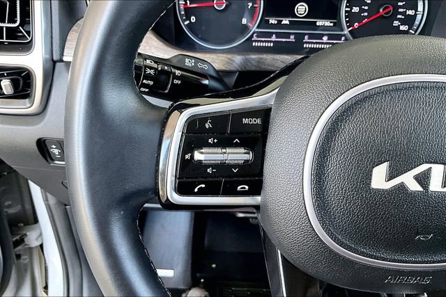 Used 2023 Kia Sorento EX w/ Panoramic Sunroof Package FWD image 10