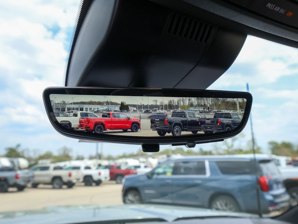 New 2026 GMC Sierra 2500 AT4 w/ AT4 Premium Plus Package AWD/4WD image 31